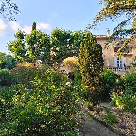 Rue Du Chateau A Cabrieres D'Avignon Bed & Breakfast ภายนอก รูปภาพ