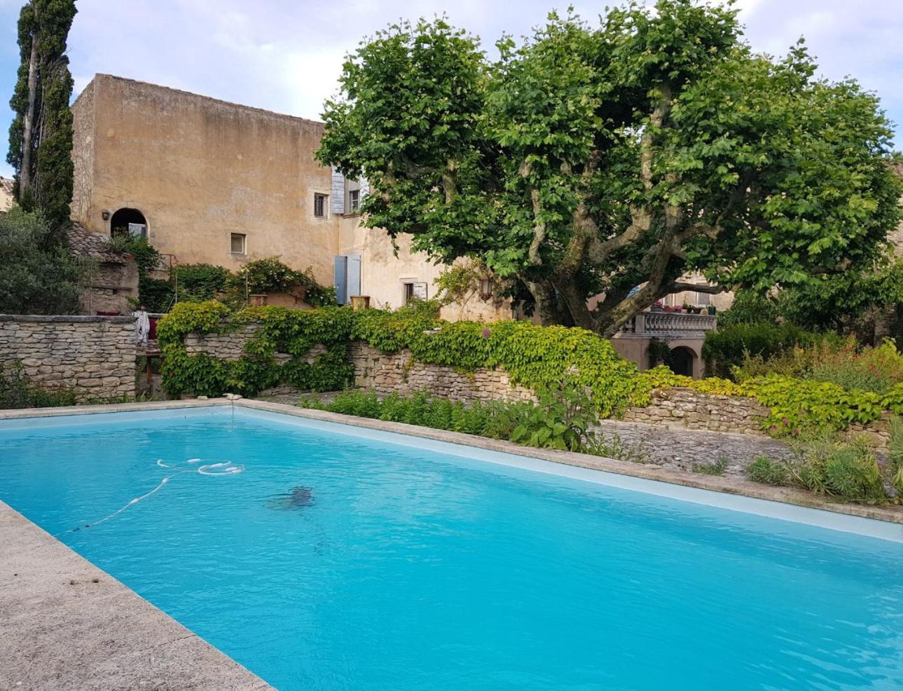 Rue Du Chateau A Cabrieres D'Avignon Bed & Breakfast ภายนอก รูปภาพ