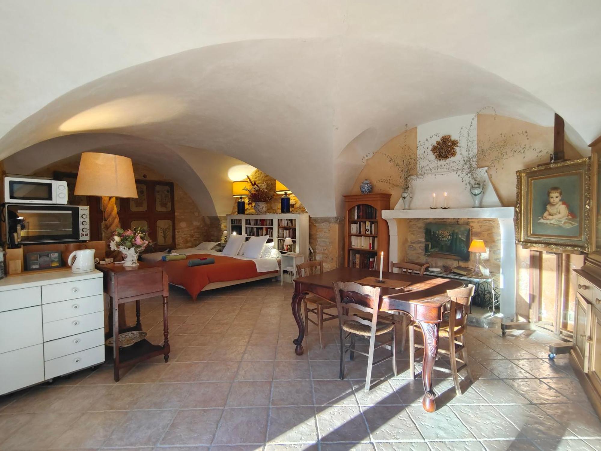 Rue Du Chateau A Cabrieres D'Avignon Bed & Breakfast ภายนอก รูปภาพ