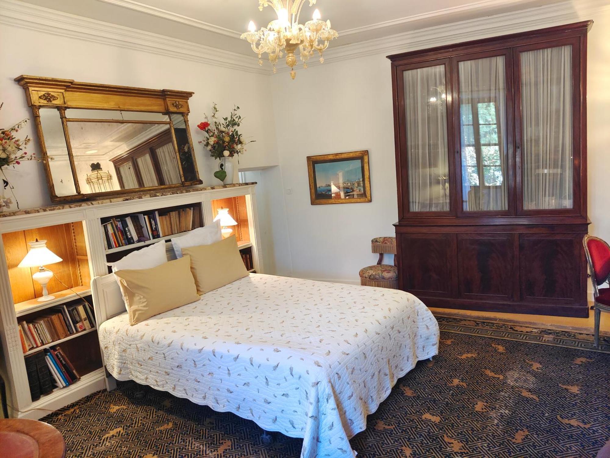 Rue Du Chateau A Cabrieres D'Avignon Bed & Breakfast ภายนอก รูปภาพ