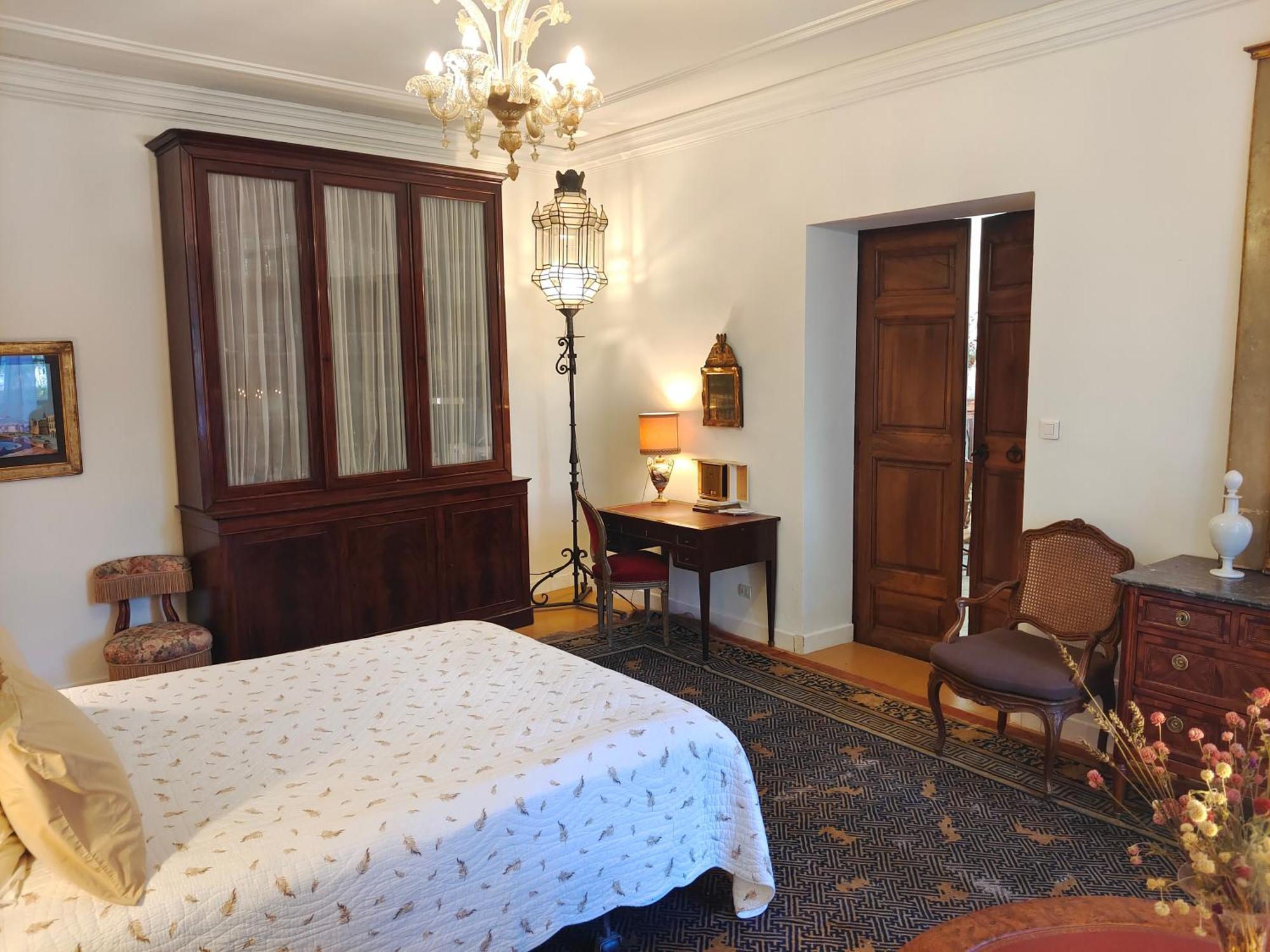 Rue Du Chateau A Cabrieres D'Avignon Bed & Breakfast ภายนอก รูปภาพ